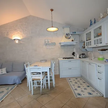Villa Borgo - *